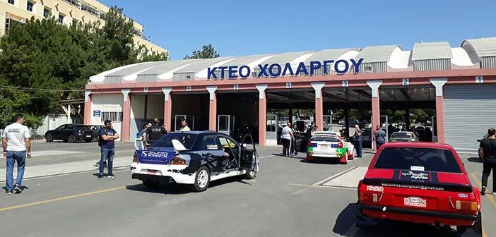 Πυρπόλησαν το βράδυ κρατικά οχήματα της Περιφέρειας Αττικής